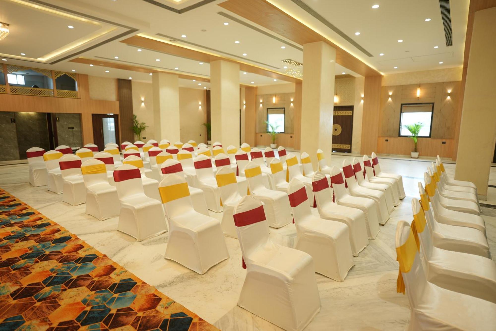 Palak Palace Hotels And Resort Bhopál Kültér fotó