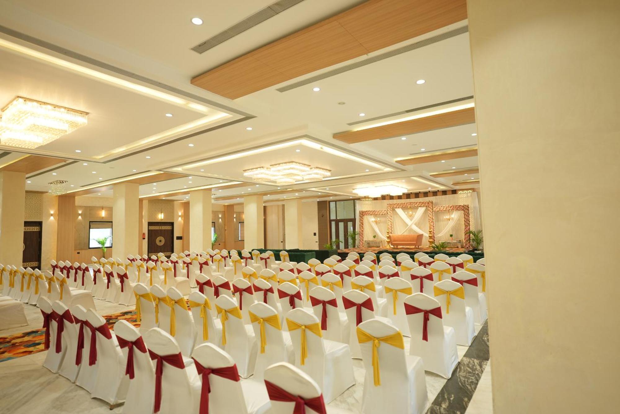 Palak Palace Hotels And Resort Bhopál Kültér fotó